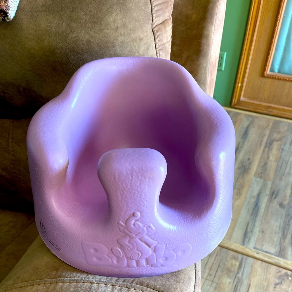 Bumbo seat